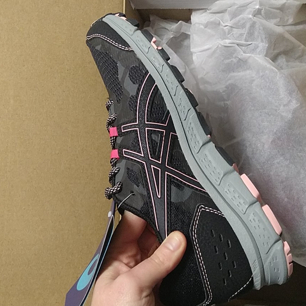 Asics tennis shoe gel-scram 4